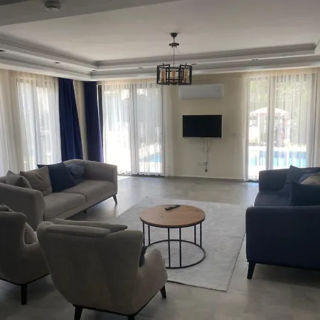 Star House ヴィラ